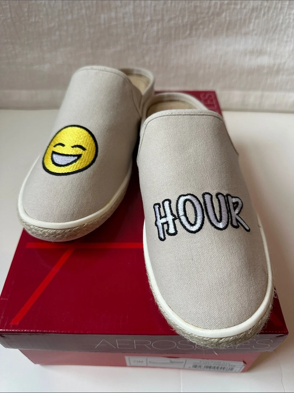 Aerosoles Beige Slip-On Canvas Mules with “HAPPY HOUR
